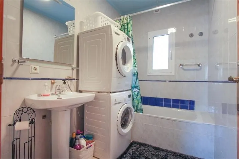 Holiday home Amazing 3 Bedroom Townhouse With Sea View, Nerja